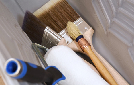 Top 16 essential decorating tools - Build and Plumb | Ideas & Advice